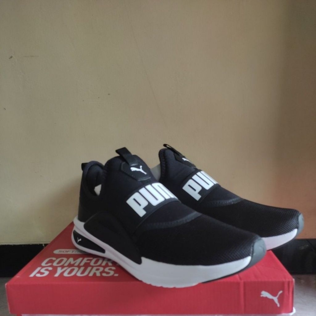 Puma Sepatu Slip-On Softride Enzo Evo Unisex - Nyaman & Stylish