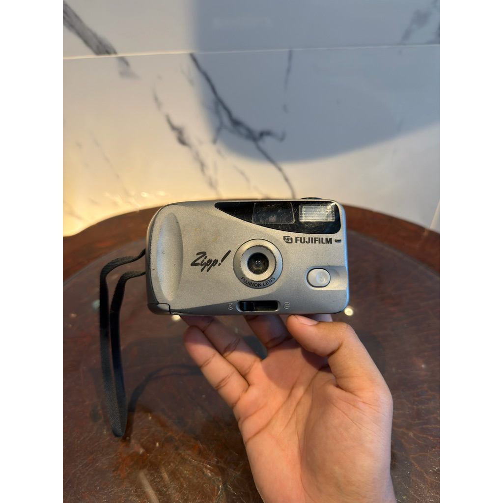 Kamera Analog Pocket Fujifilm Zipp - Kamera Jadul Rollfilm 35mm