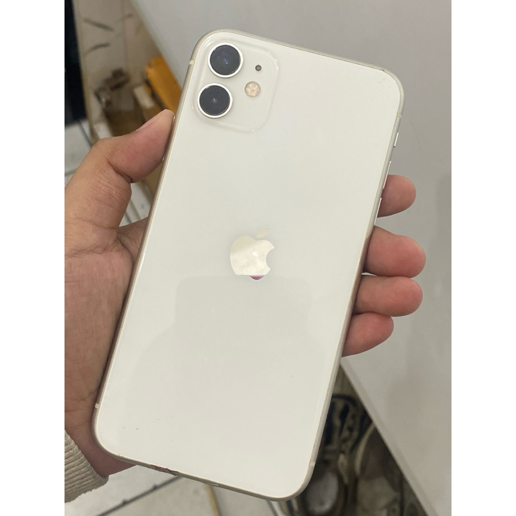 iPhone 11 128
