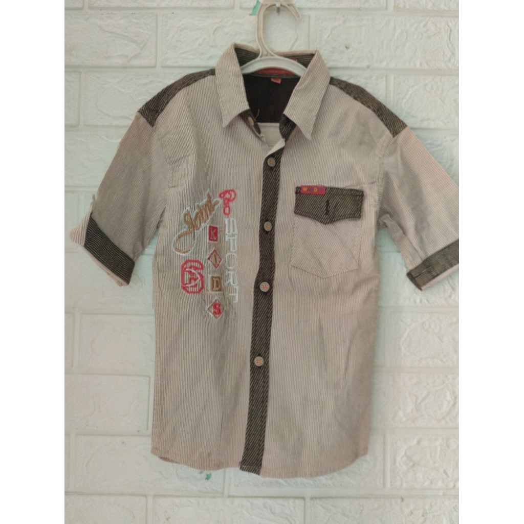 Kemeja Anak Laki Laki Preloved Cream Garis Garis