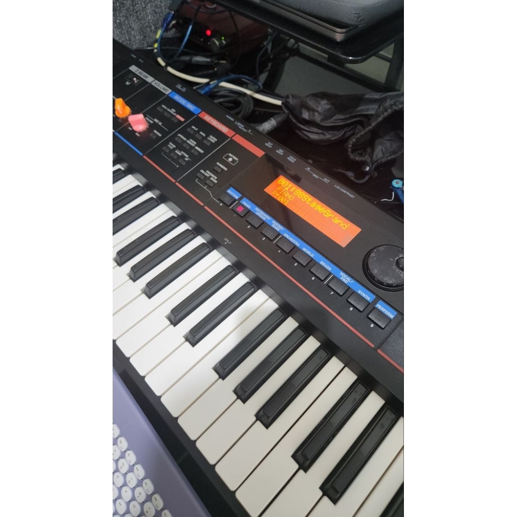 Roland Juno DI