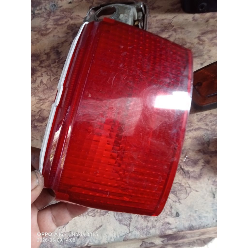 lampu belakang Gl max ori