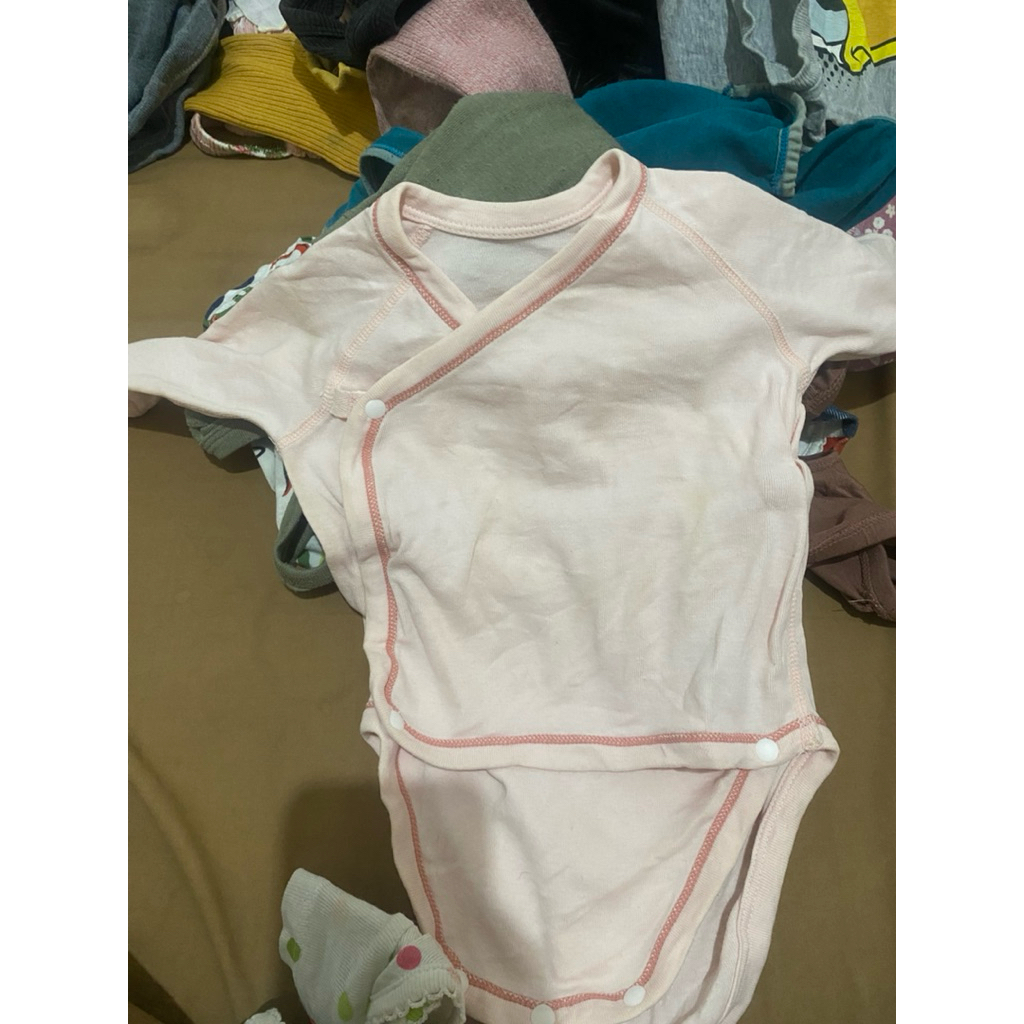 preloved jumper bayi 3-6 bulan uniqlo