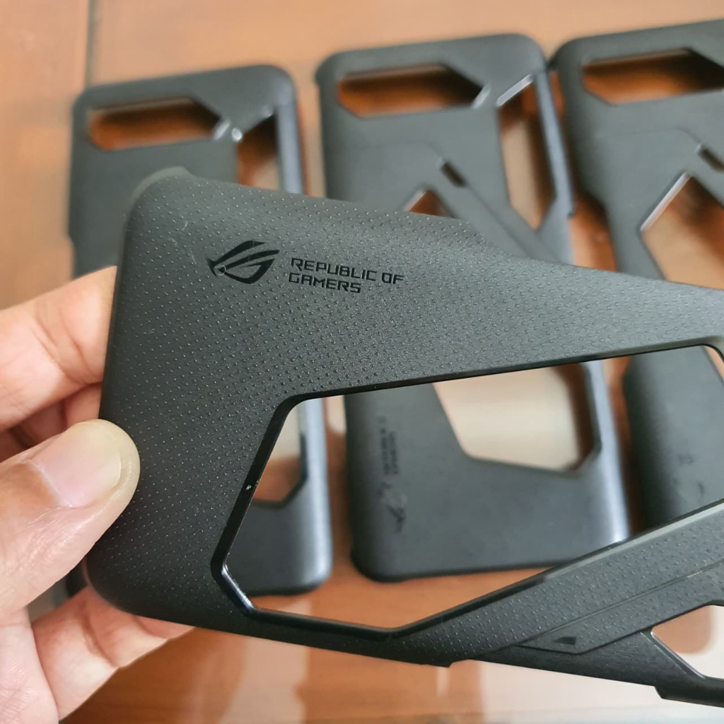 ASUS AERO CASE FOR ROG PHONE 5/5S