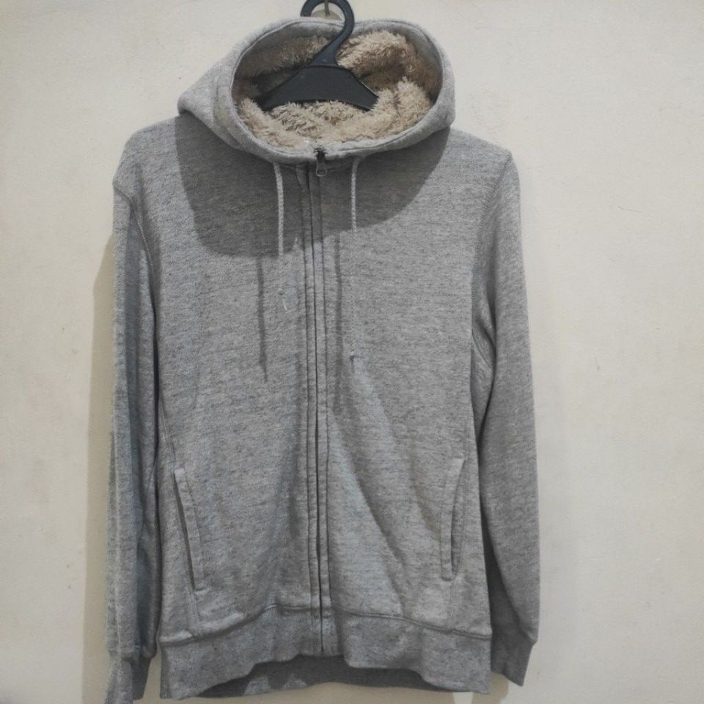 jaket sherpa second uniqlo original