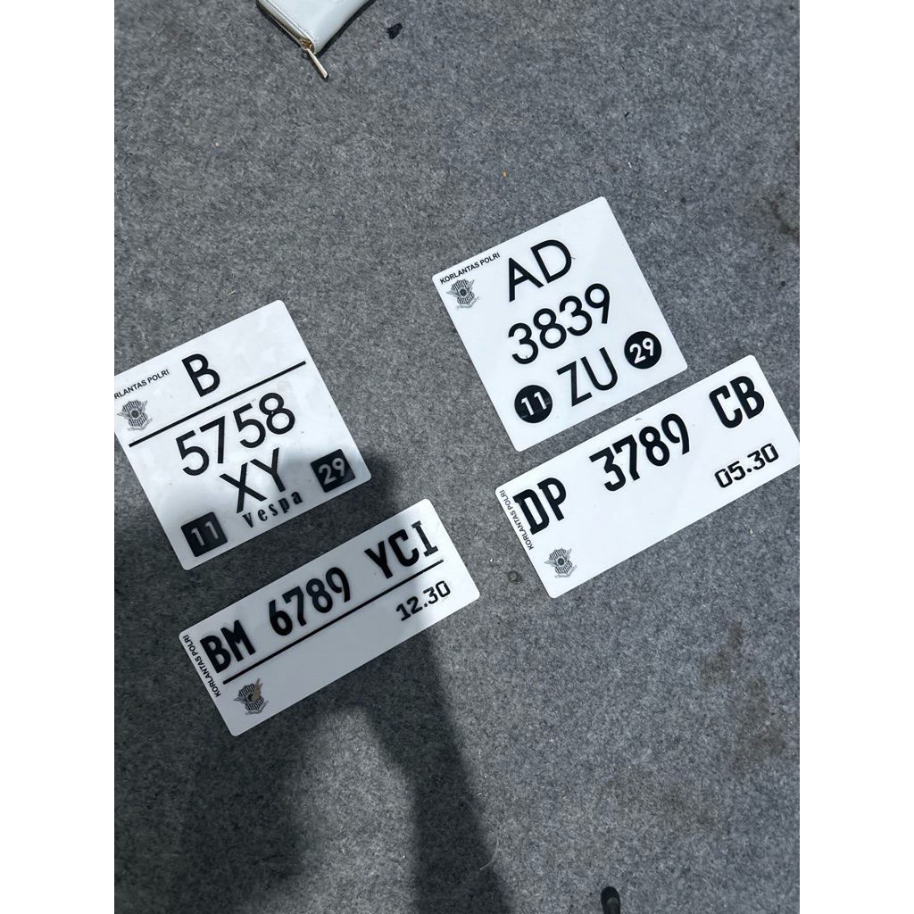 Plat Akrilik Timbul Full Custom. Plat akrilik Custom. Plat Akrilik Timbul. Plat motor Custom