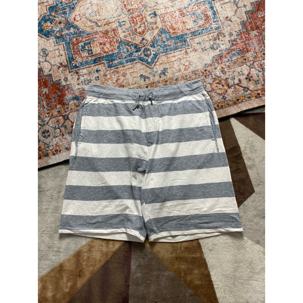 SHORT SWEAT PANTS GU UNIQLO STRIPE