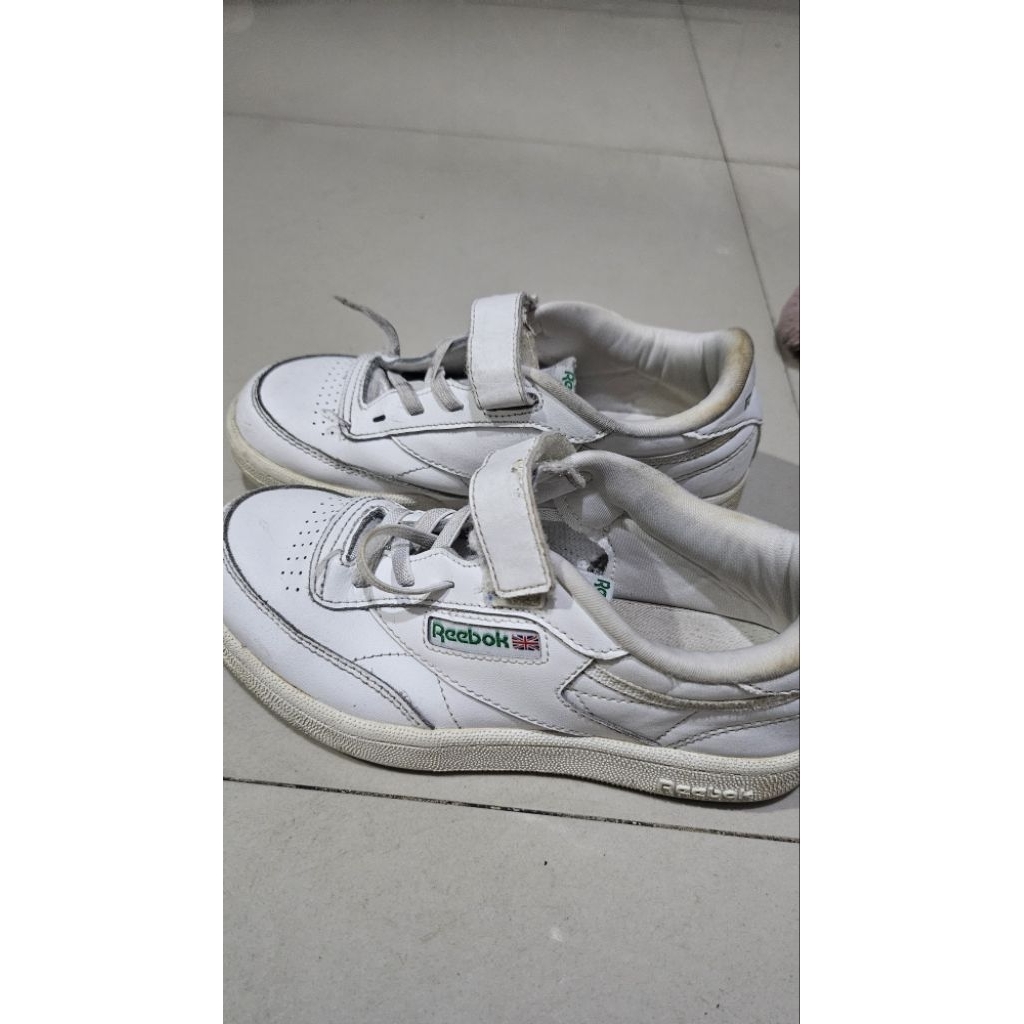Sepatu putih merk reebok bisa untuk anak cewek atau cowok