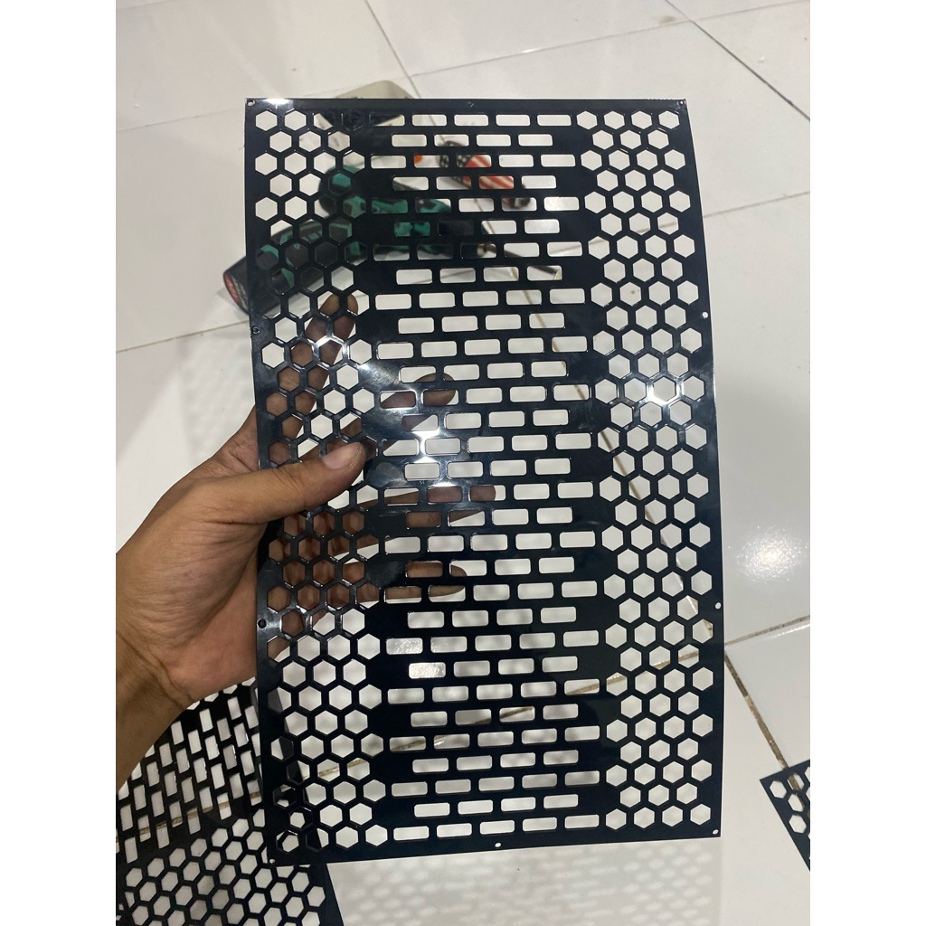 Grill box line array 6in dan 5in pvc hitam