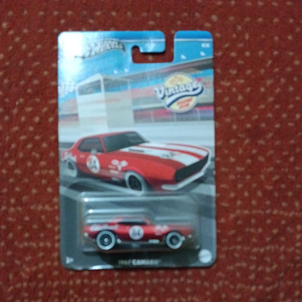 Hotwheels 1967 Camaro Vintage Racing Club
