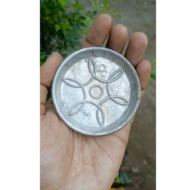 tatakan gelas aluminium lawas jadul antik