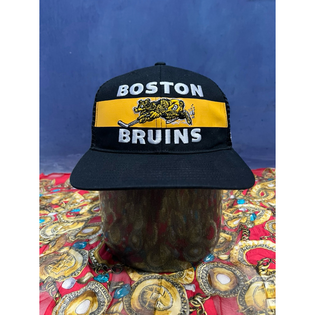 TOPI SNAPBACK BOSTON BRUINS TAG SAMPLE