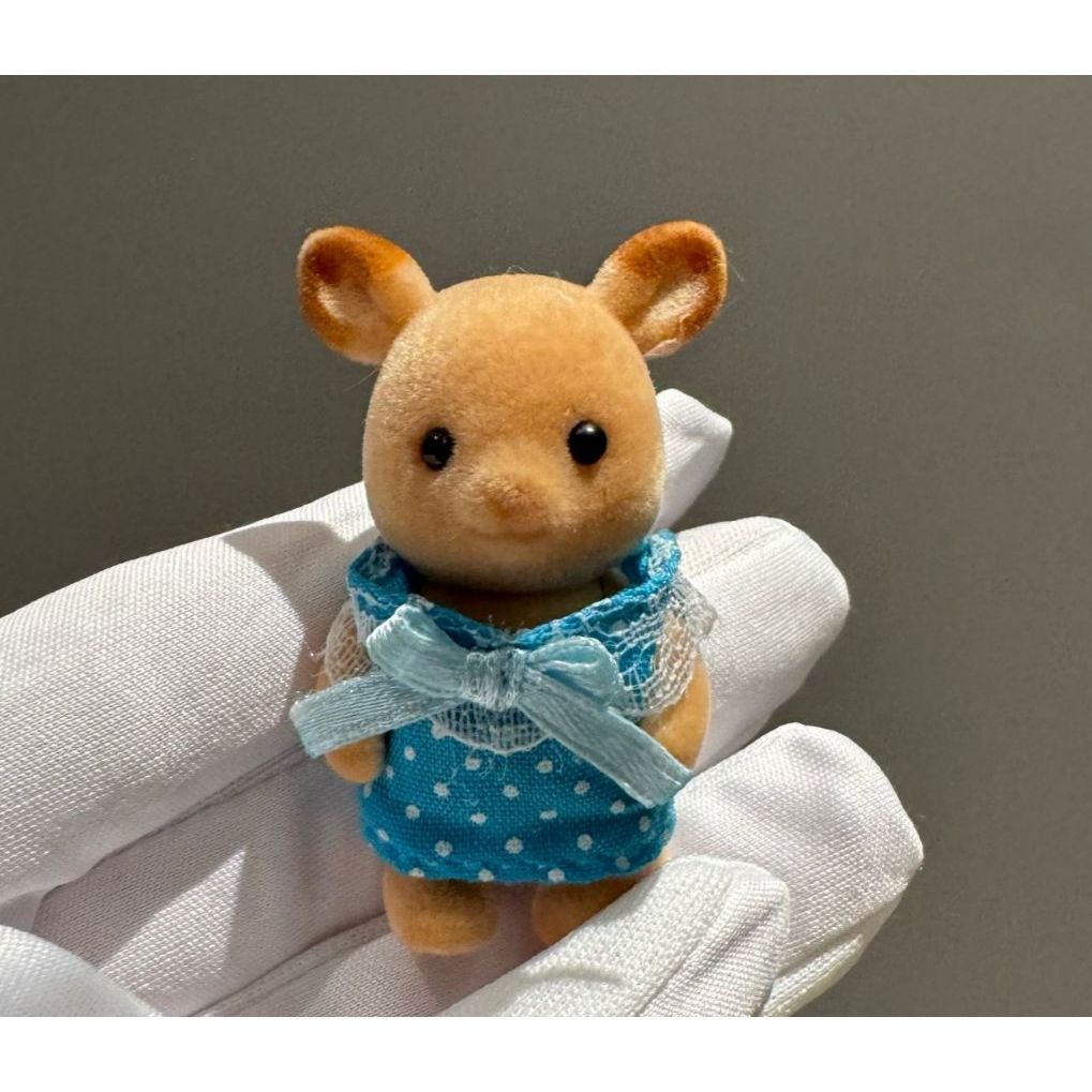 Sylvanian Baby Preloved