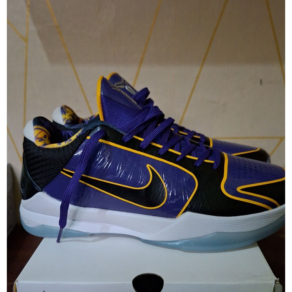 Sepatu Basket Kobe 5 Protro Lakers