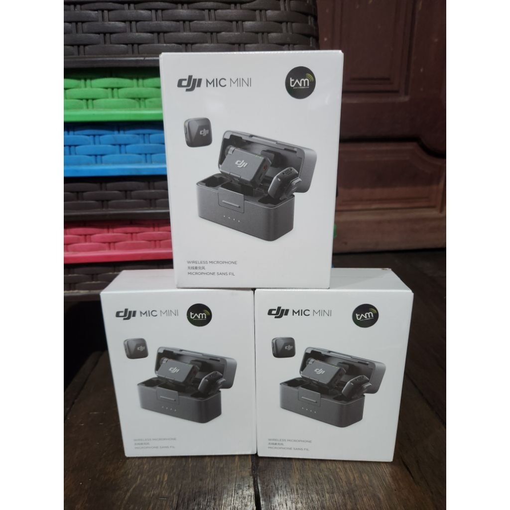 Dji Mic Mini Black ( 2 TX + 1 RX + Charging Case) Resmi Baru