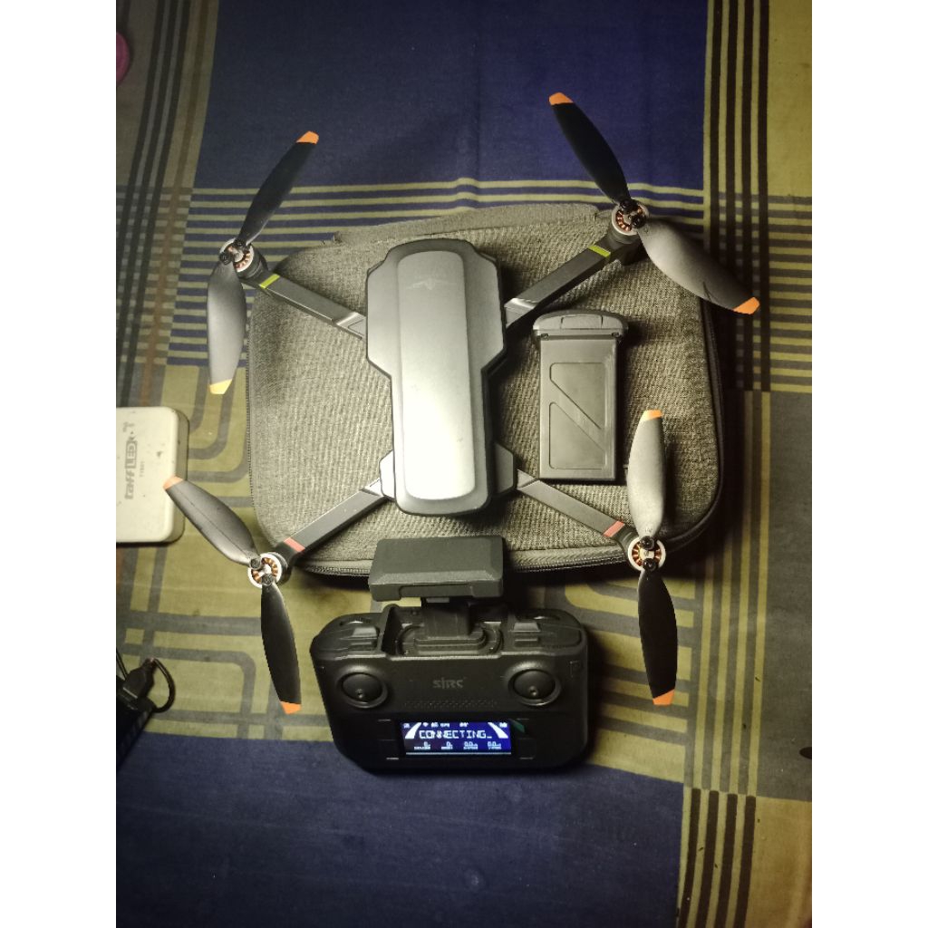 Drone sjrc f5s pro+ bekas, fisik sesui fto tpi norml siap.terbang durasi terbang 20menit