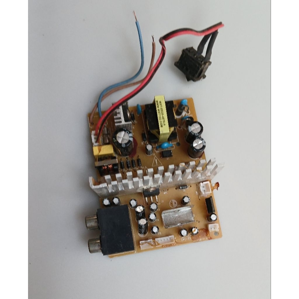 MODUL POWER SPEAKER AKTIF 2.1 GMC 888D2