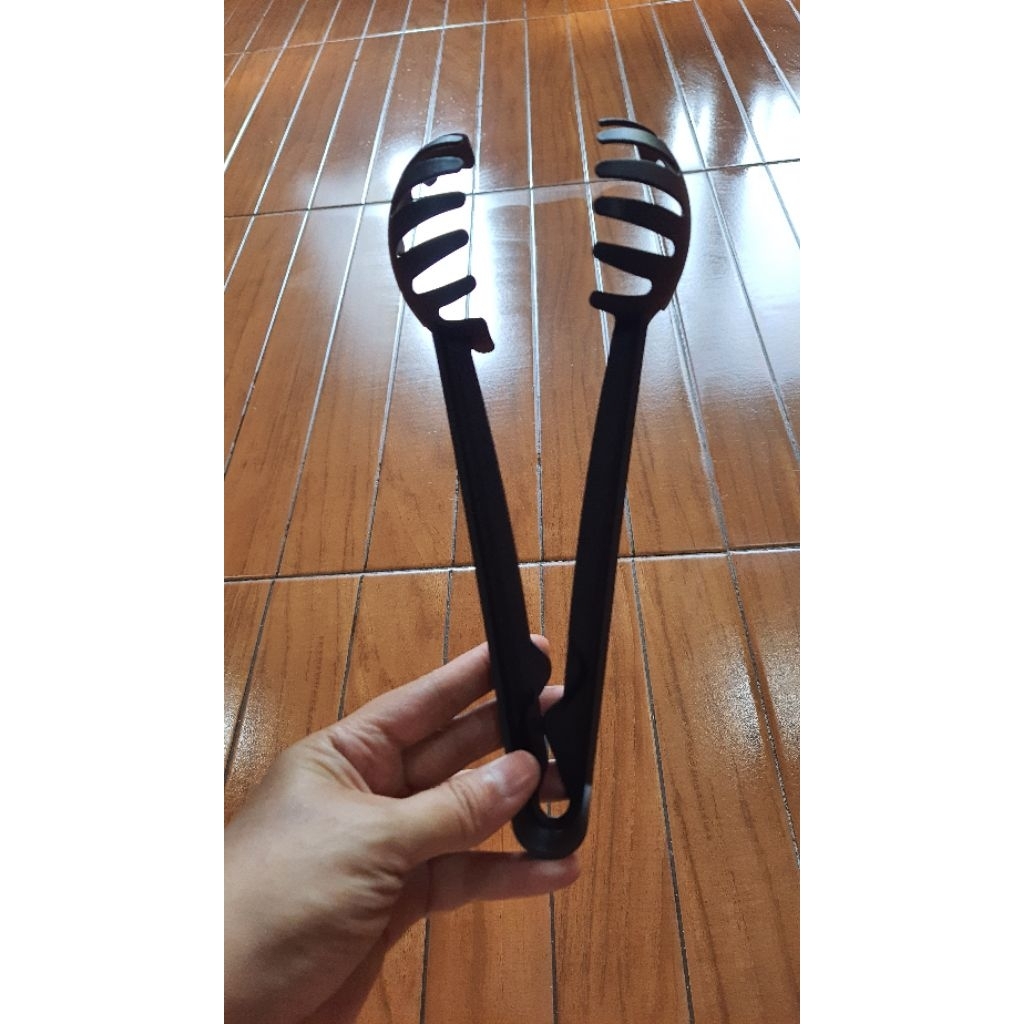 Noodle tong Tupperware