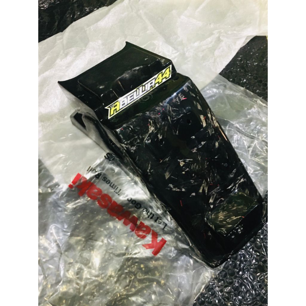 slebor belakang ninja R carbon forged request warna, slebor ninia R carbon forged