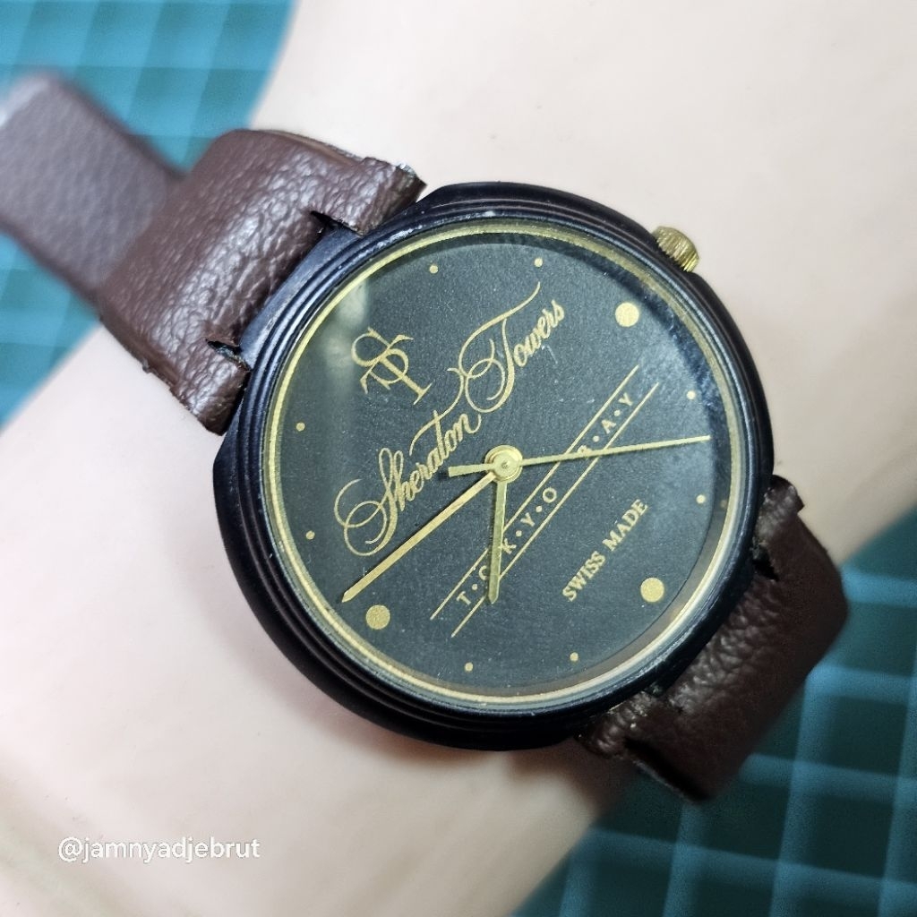 Jam Sheraton Towers Swiss Made Black Gold Bekas