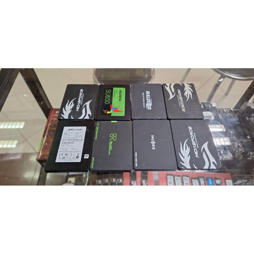SSD 256 GB SATA second merk campur