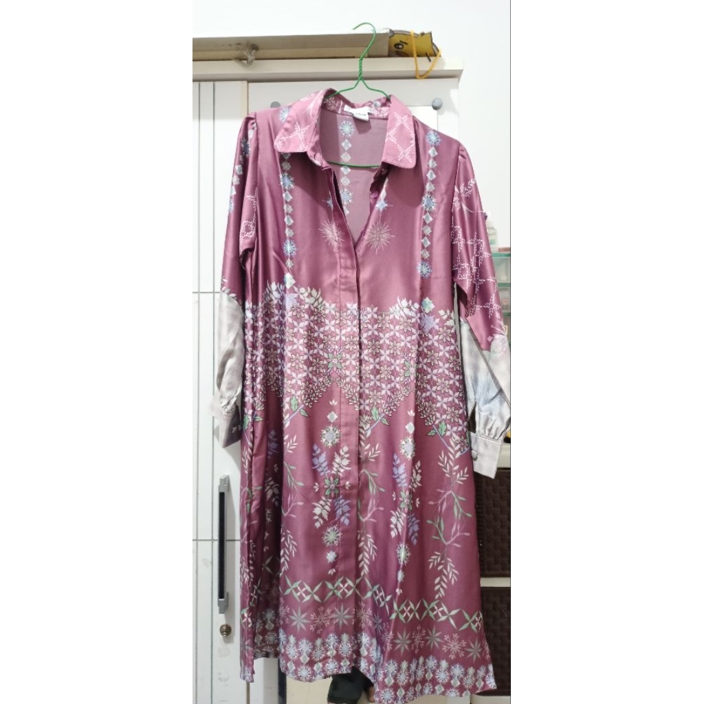 Preloved Tunik Geulis