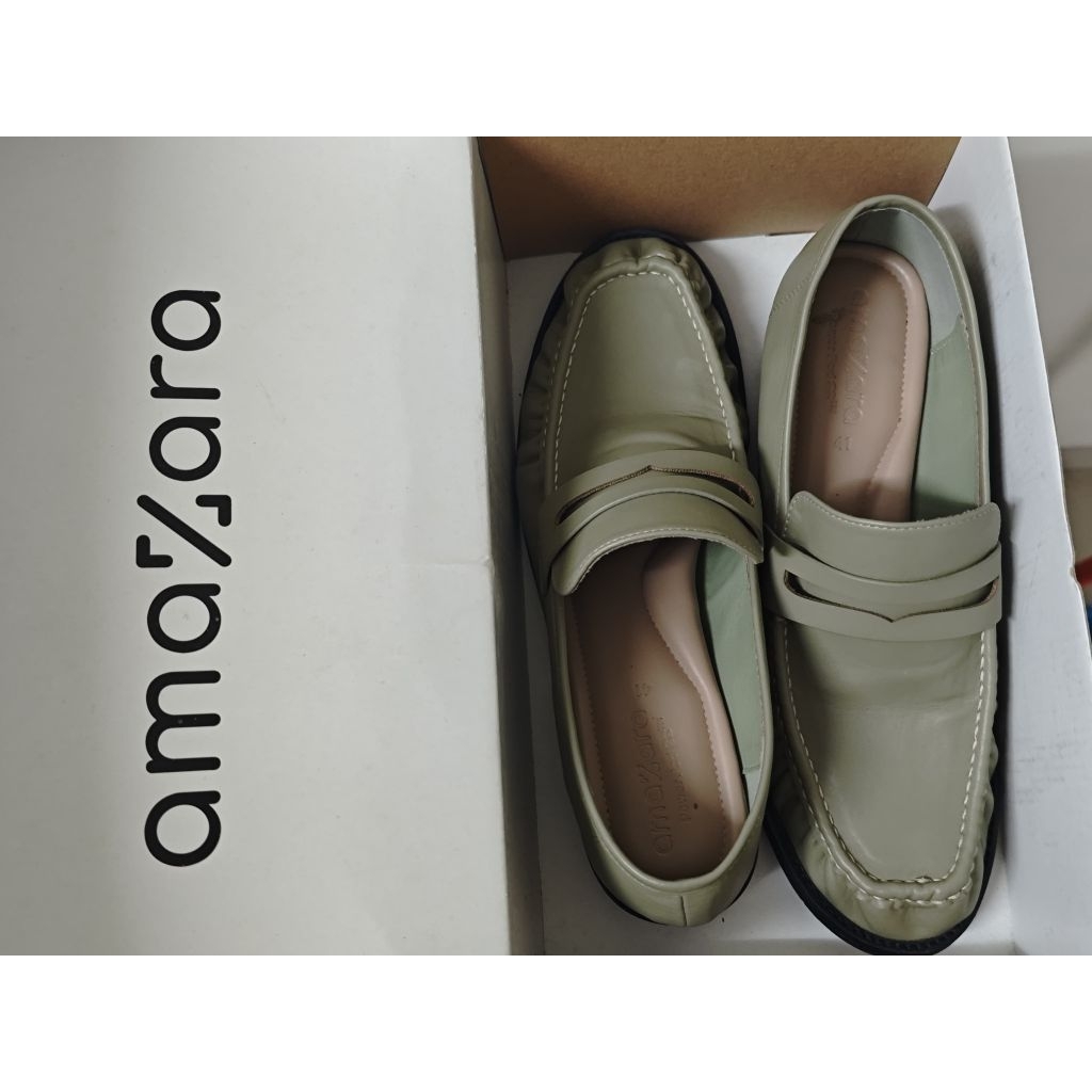 Sepatu Loafer Second Amazara Dakota (Preloved)