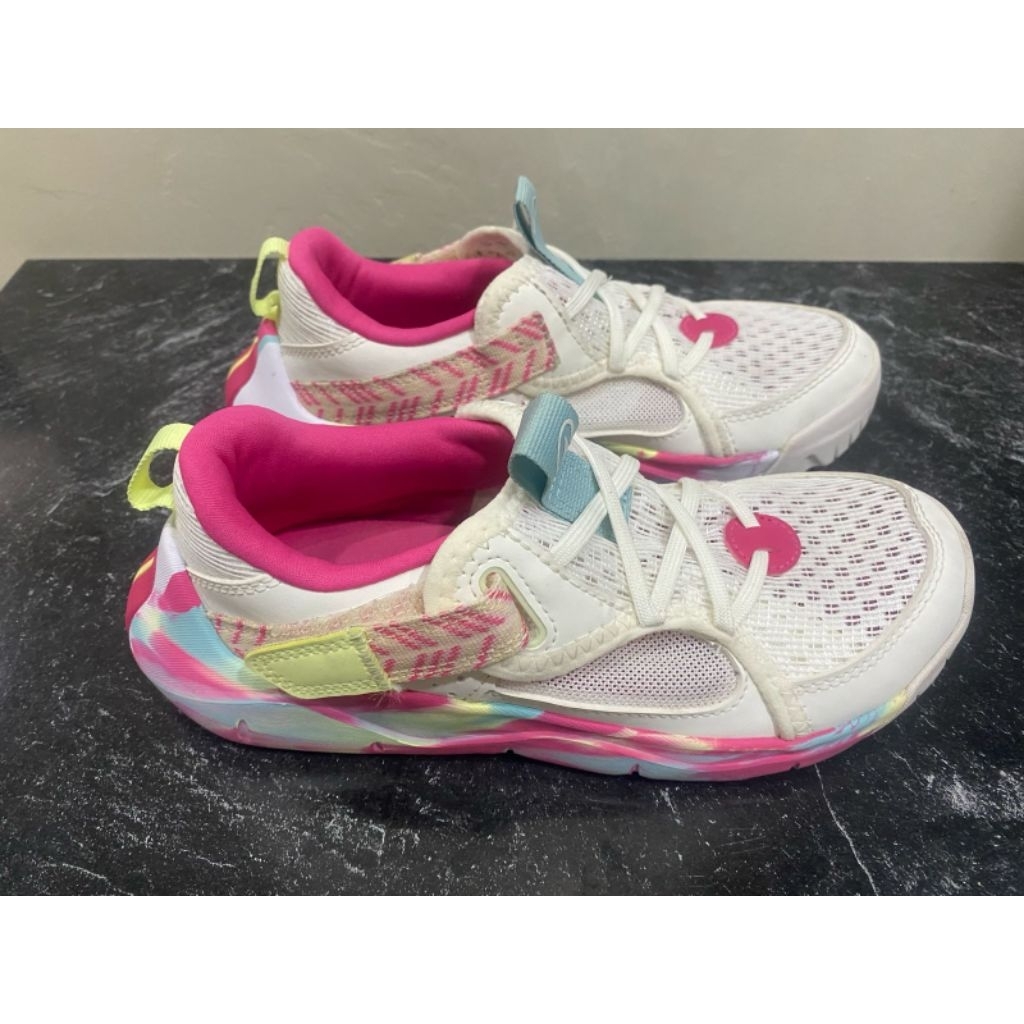 Sepatu anak Decathlon Playfull Summer warna putih dan merah muda second original