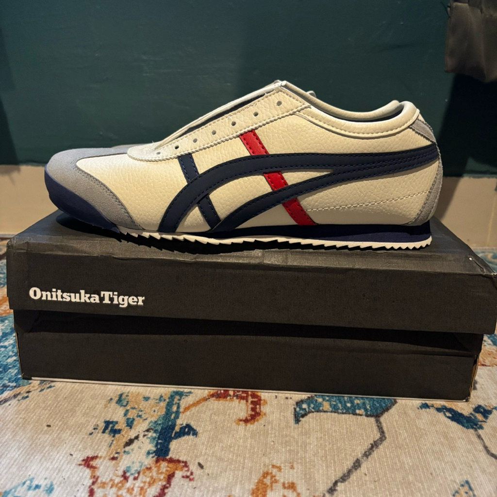 Sepatu Onitsuka Tiger - Brand New in Box - Original - Size 42
