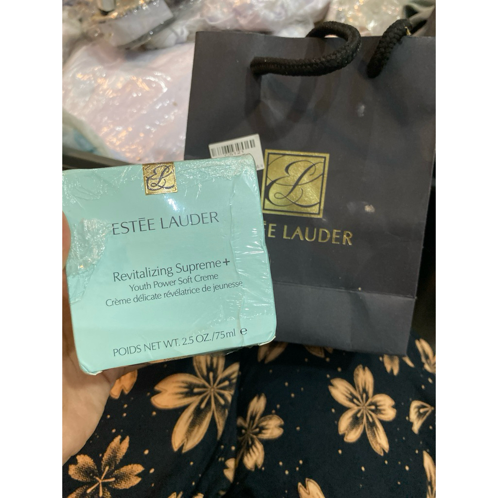 ESTEE LAUDER Revitalizing Supreme+