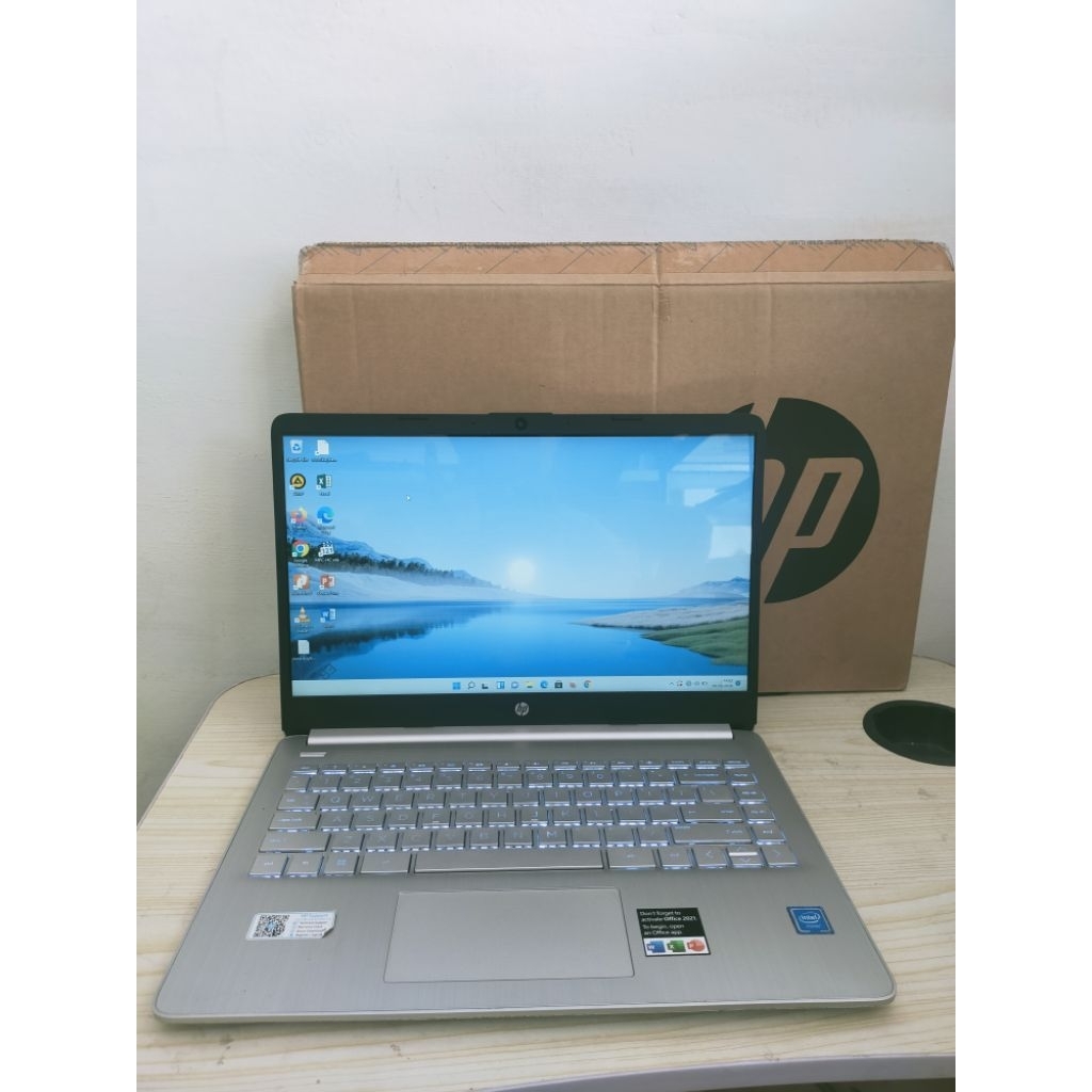 laptop HP 14S keyboard backlite