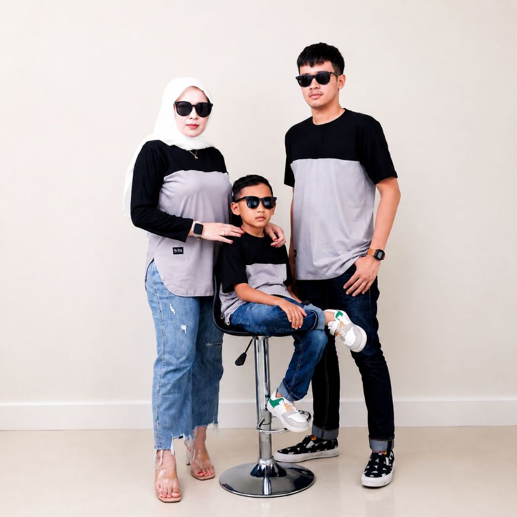 Six Diary Official - Kaos Set Family Baju Couple Keluarga Kombinasi (Abu Hitam) Baju Seragam