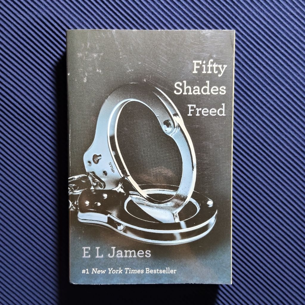 Buku Original • Novel Bahasa Inggris - Fifty Shades Freed / EL JAMES