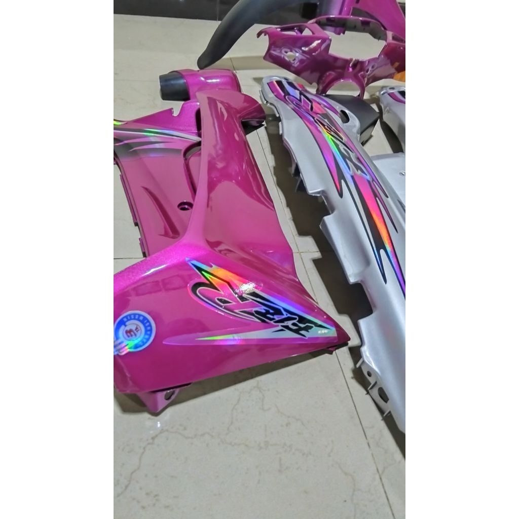 Body Set Fiz R Ping Magenta Silver Spesial Edition SE Custom SPAKBOR 125Z