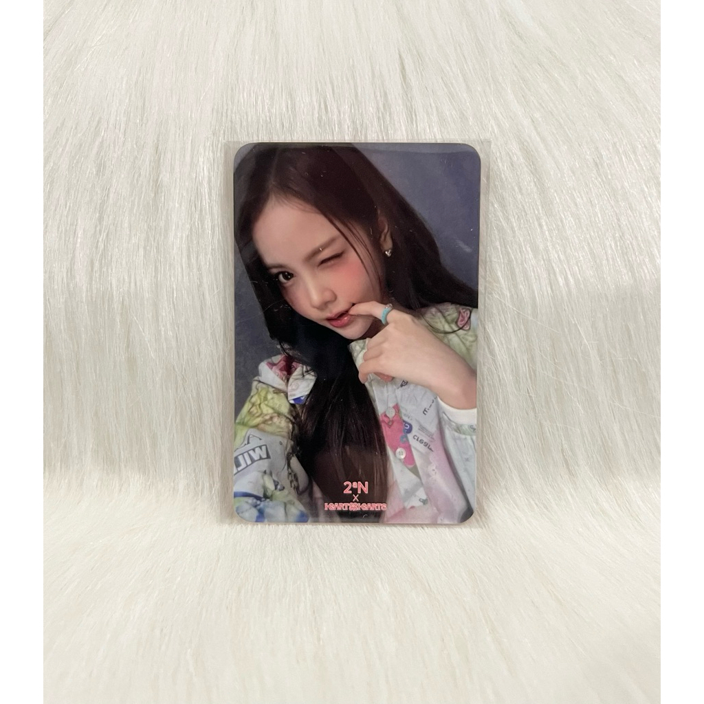 [Baca Deskripsi] READY INA HEARTS2HEARTS X 2an H2H Carmen photocard PC OFFICIAL