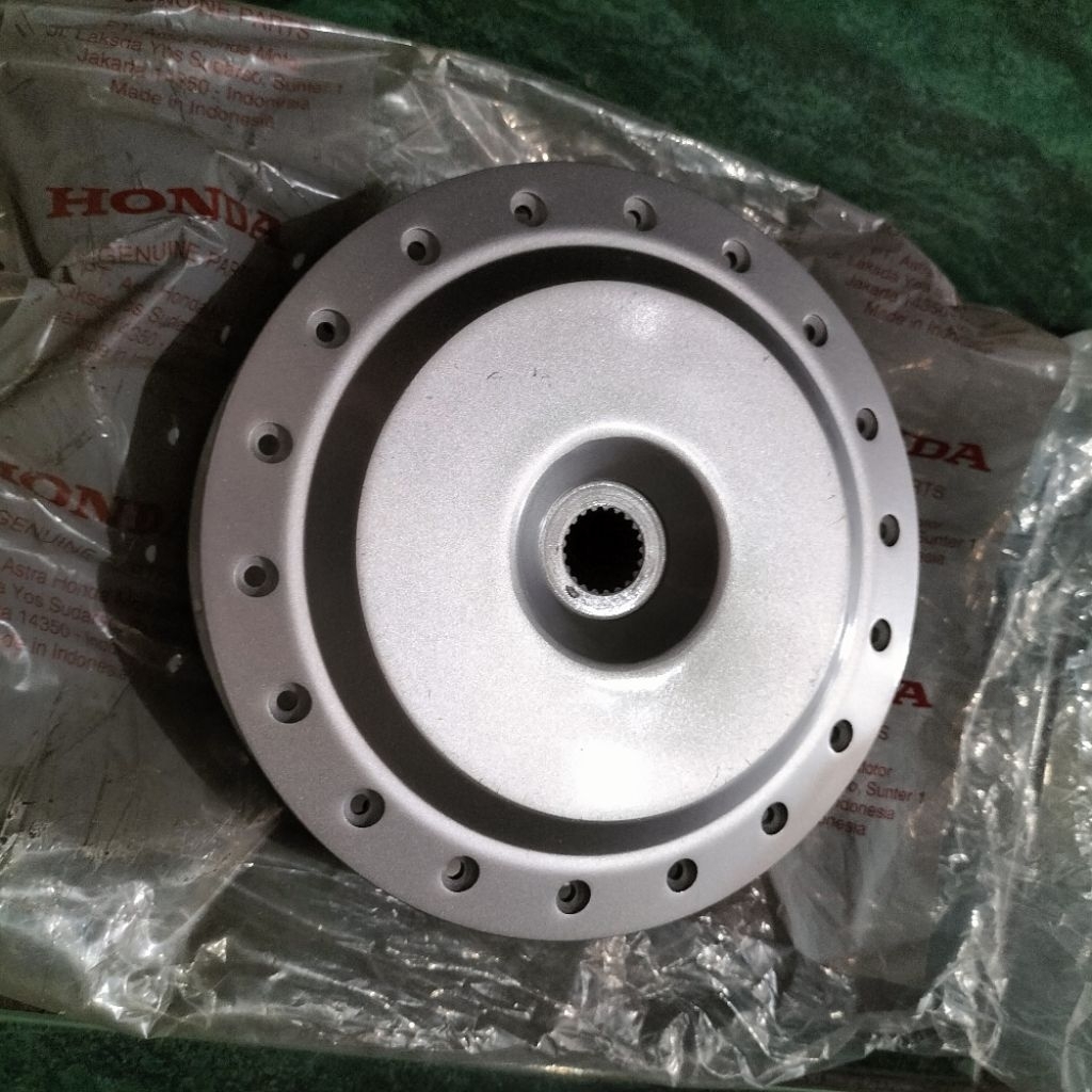 TROMOL BELAKANG BEAT VARIO 110 ORIGINAL AHM ASLI