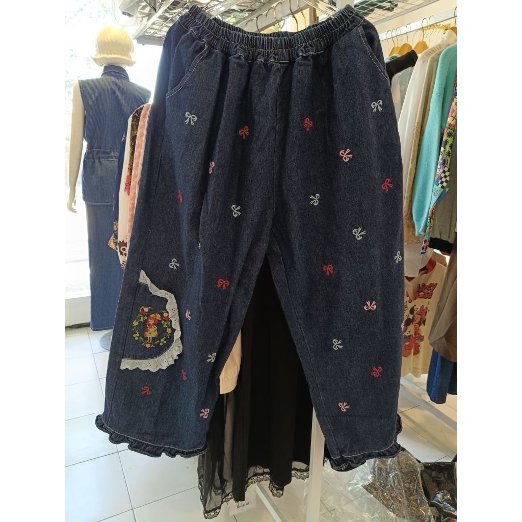 CELANA VINTAGE LADYSHOP