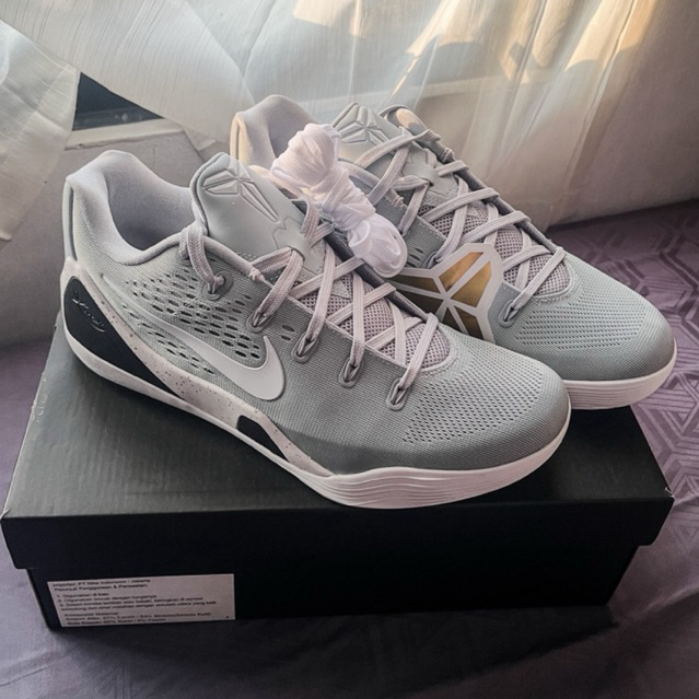 Nike Kobe IX Elite Low Wolf Grey Cool Grey Original - Sepatu Basket Pria Nike Kobe 9 Elite Low Brand