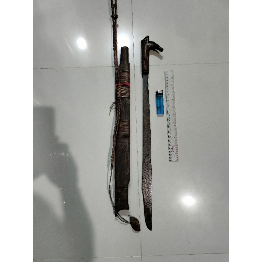 Mandauu kuno dayak pjg65cm