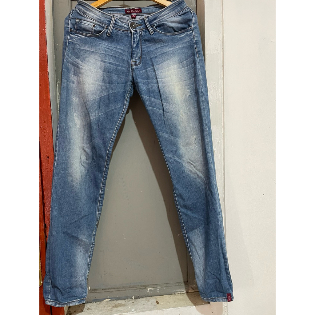 Celana jeans merk Ako matahari uk L pl