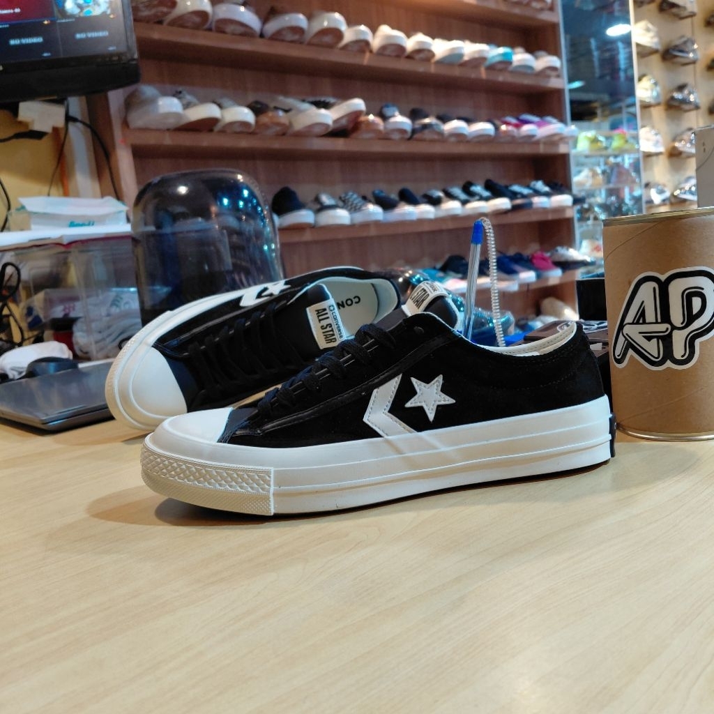 Converse Star Player 76 Ox Black White