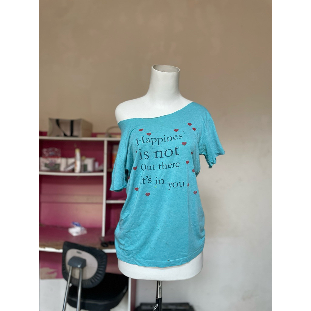 Kaos off shoulder diy