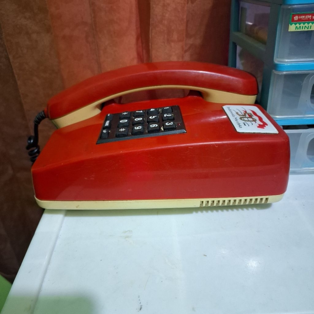 telpon jadul telpon vintage telepon antik merah