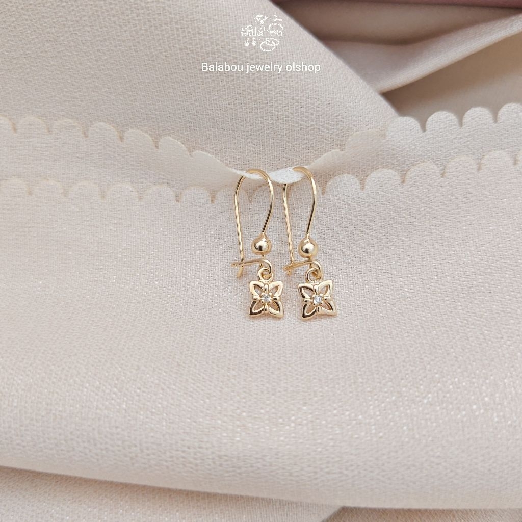 anting  gantung moti bungaanting gantung bunga, anting emas motif bunga, anting gantung emas kecil, 