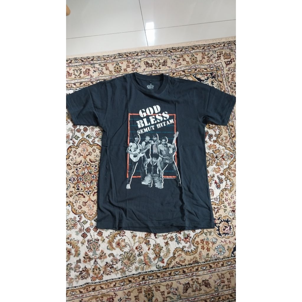 kaos band godbless semut hitam original