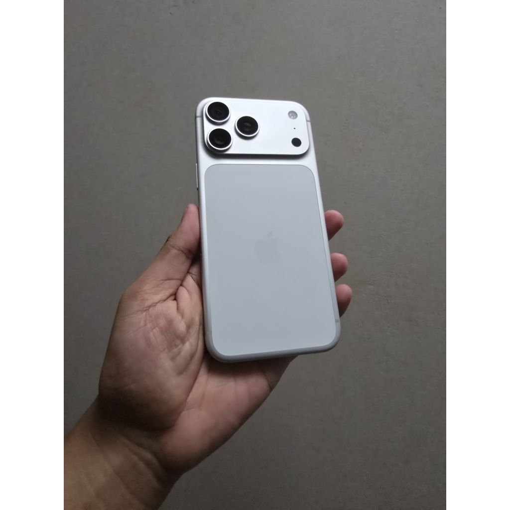 iPhone 17 pm ibox lock icloud