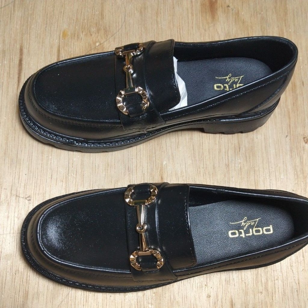 Sepatu Wanita Docmart Porto