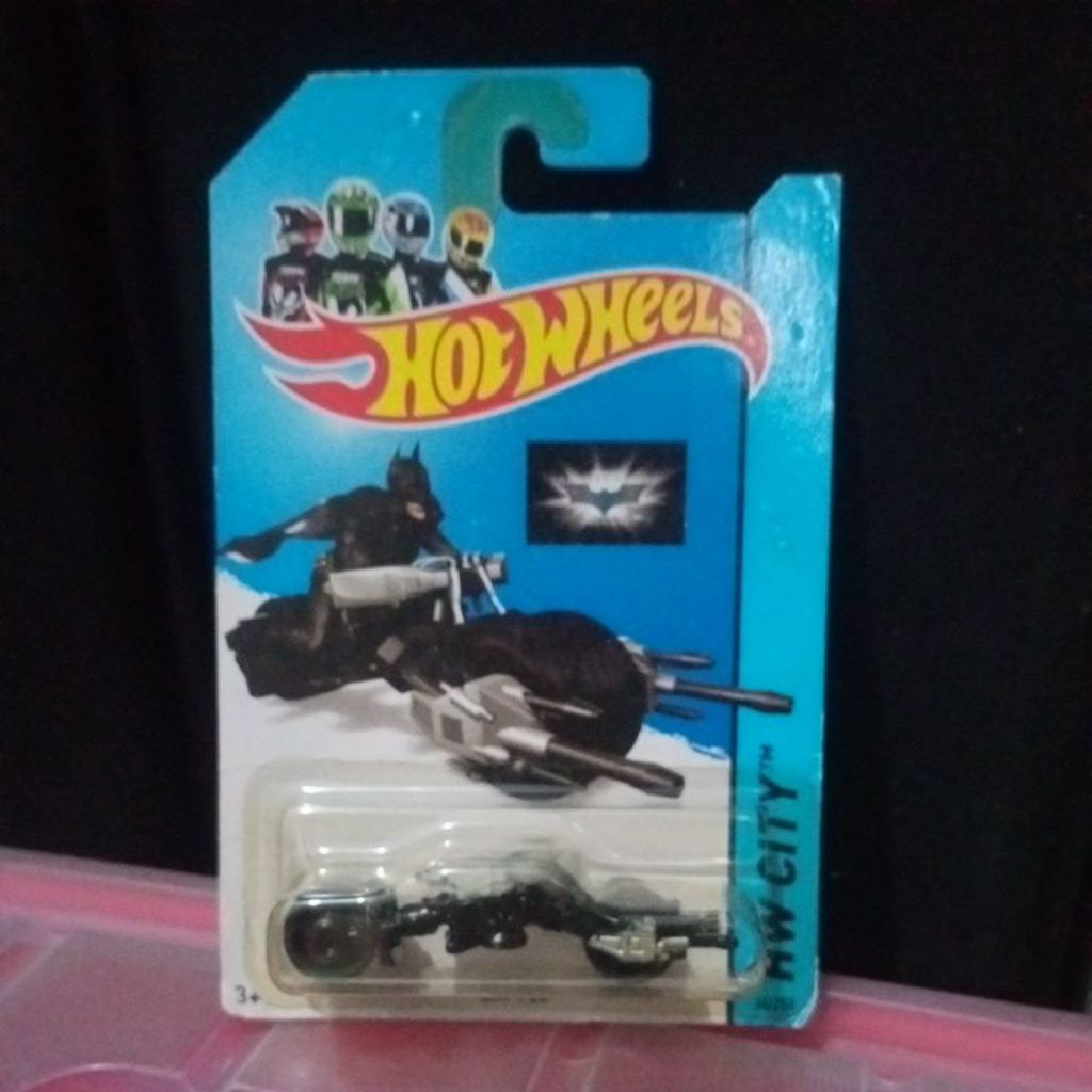 Hot Wheels Batman Bat POD