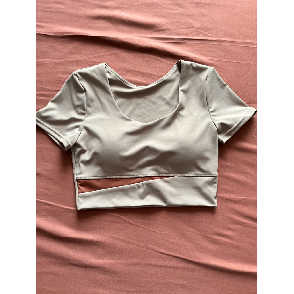 preloved top yoga/pilates