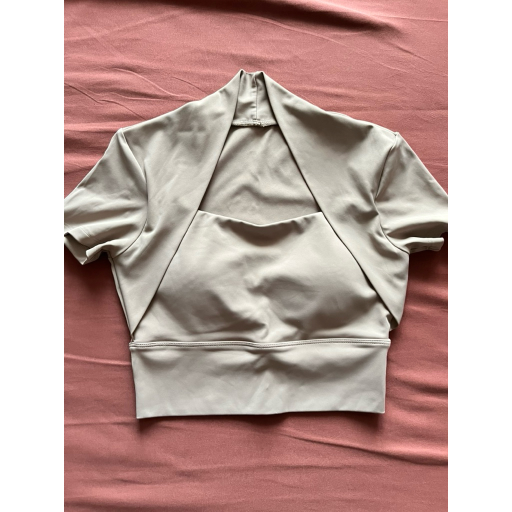 preloved top yoga/pilates